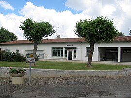 The town hall in Belmont