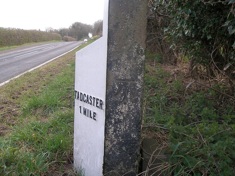 File:Benchmark on a milestone west of Tadcaster (geograph 3437566).jpg