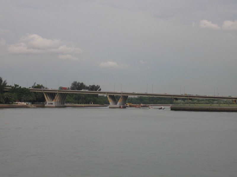 File:Benjamin Sheares Bridge, Dec 05.JPG