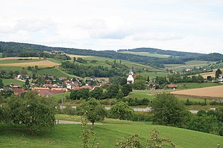 <span class="mw-page-title-main">Bözen</span> Former municipality in Aargau, Switzerland