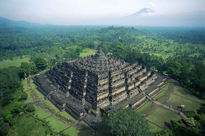 File:Borobudur Magelang.jpg