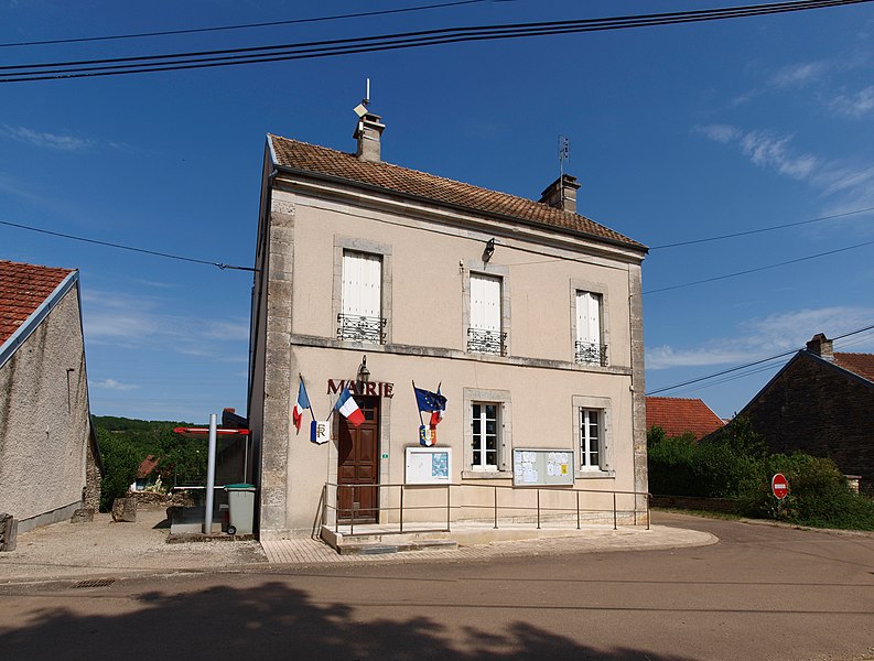 File:Bouhey-FR-21-mairie-01a.jpg