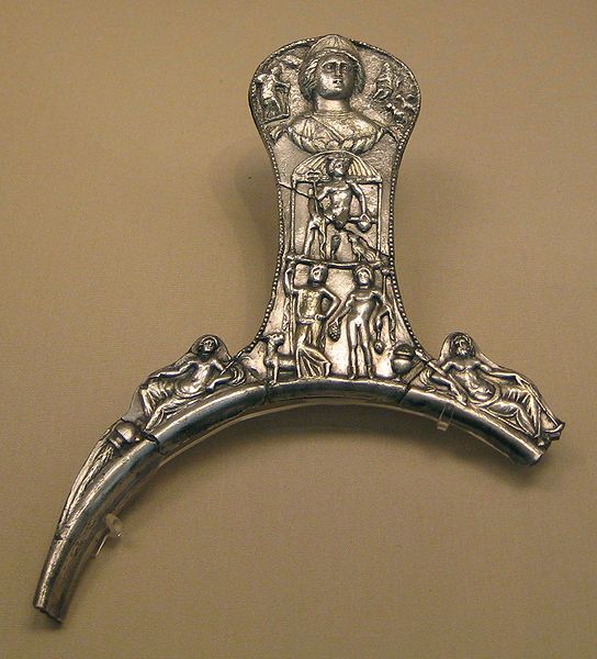 File:British Museum Capheaton Handle.jpg