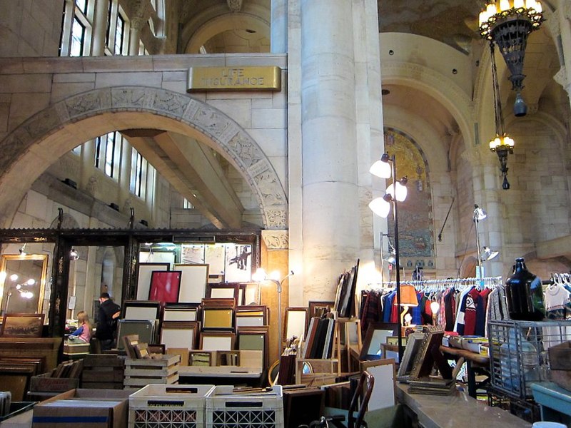 File:Brooklyn Flea (5242577245).jpg