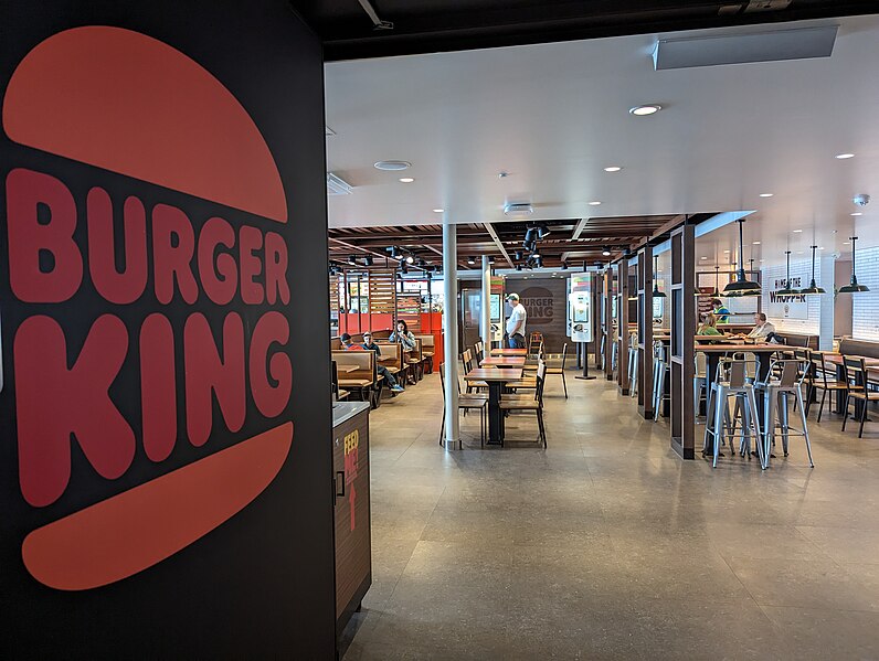 File:Buger King, MyStar, 20230805 - 21.jpg