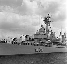 USS Charles Ausburne as the German Zerstorer 6 in 1962. Bundesarchiv B 145 Bild-F013260-0005, Kieler Woche, Zerstorer Z 6 (D 180).jpg