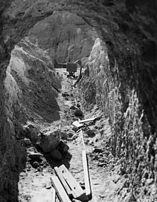 Mining in Calico California - Calico Mines - NARA - 23934169 (cropped).jpg