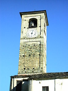 Il campanile della chiesa parrocchiale di Viù