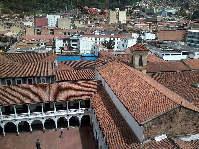 File:Capilla de la Bordadita Parte Trasera.jpg