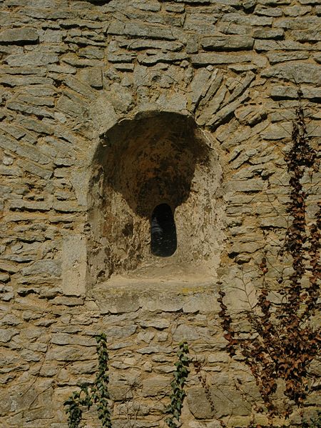 File:Caversfield StLaurence Tower SouthWindow1.jpg