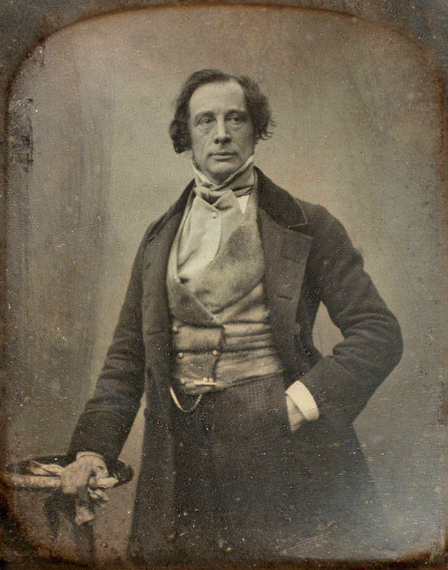 Писатель 1852 года. Диккенс в молодости.