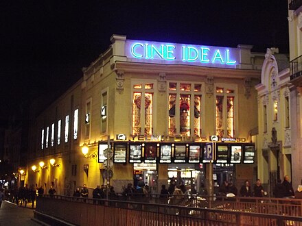 Cine Ideal offers subtitled movies in English