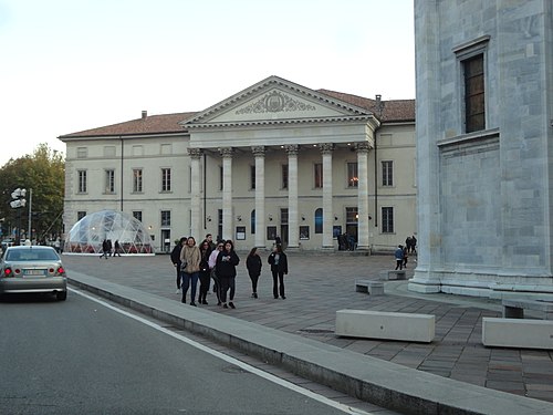 Como Cathedral