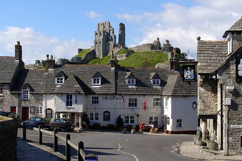 File:Corfe Castle and Greyhound Inn Dorset England.jpg