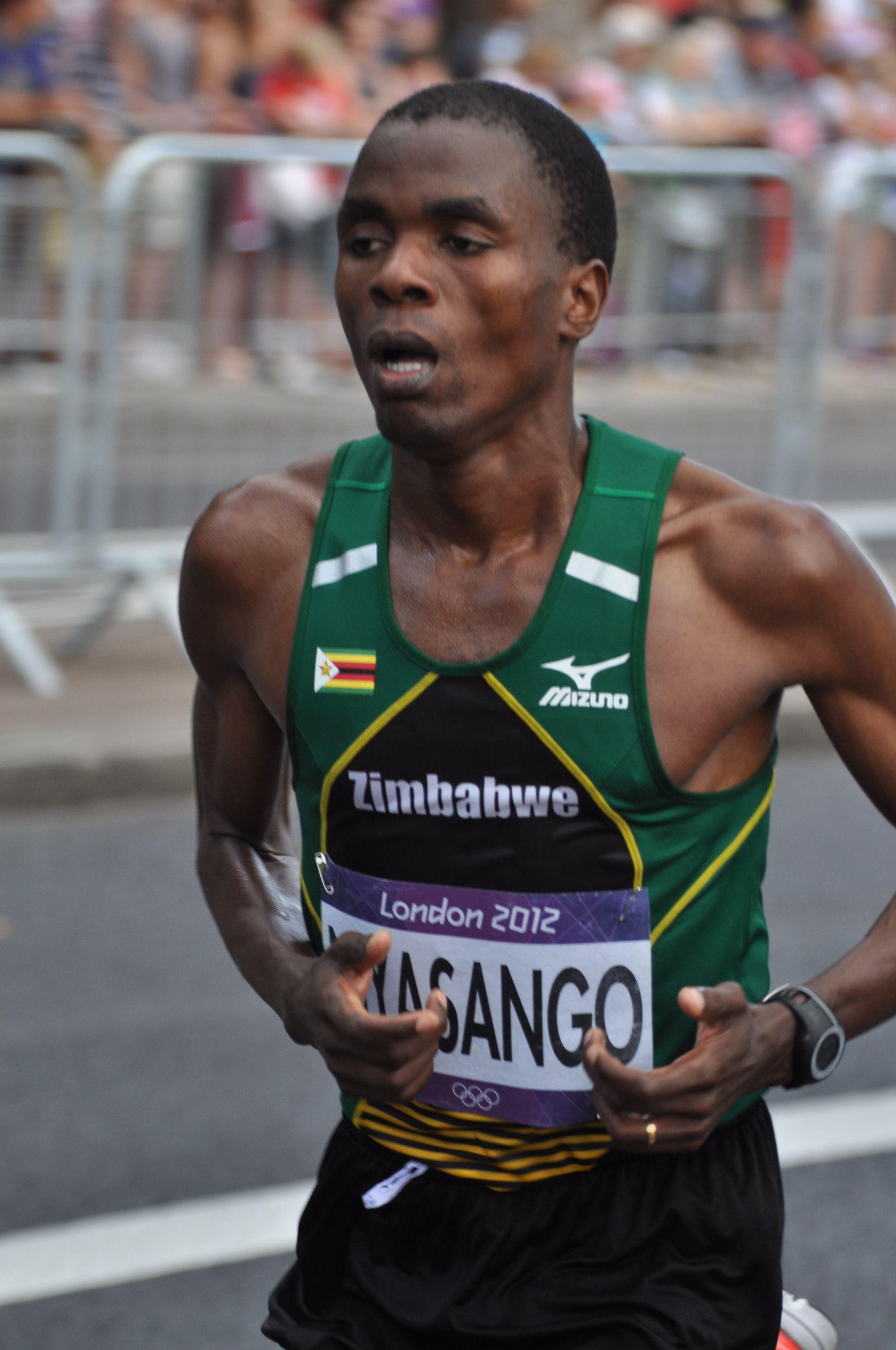 https://upload.wikimedia.org/wikipedia/commons/thumb/b/b5/Cuthbert_Nyasango_-_2012_Olympic_Marathon.jpg/1994px-Cuthbert_Nyasango_-_2012_Olympic_Marathon.jpg