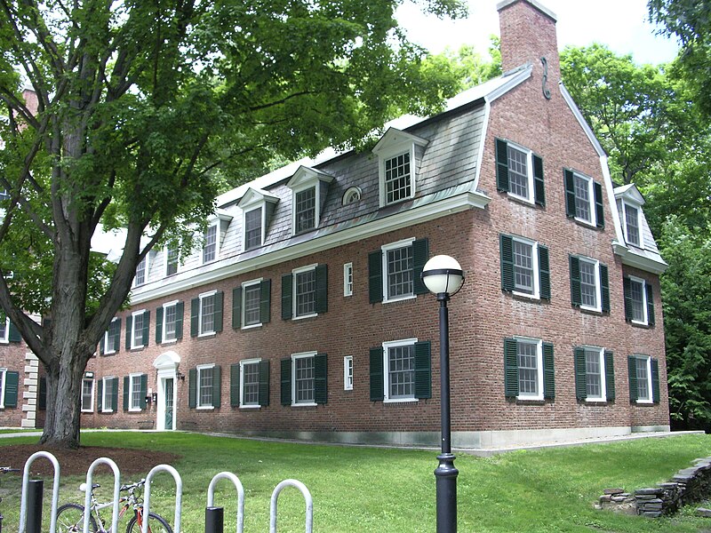 File:Dartmouth College campus 2007-06-23 Smith Hall.JPG