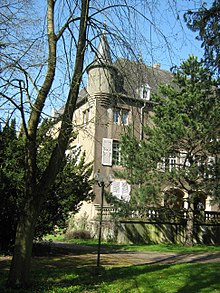 File:Differdange_Castle3.JPG