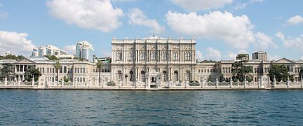 Palacio Dolmabahçe (1842-1853)