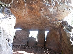 Dorgali - Dolmen di Motorra (07) .jpg