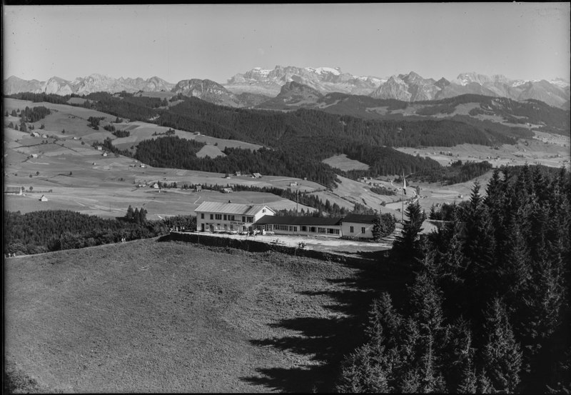 File:ETH-BIB-Etzel, Etzel-Kulm, Restaurant Glärnisch-LBS H1-015376.tif