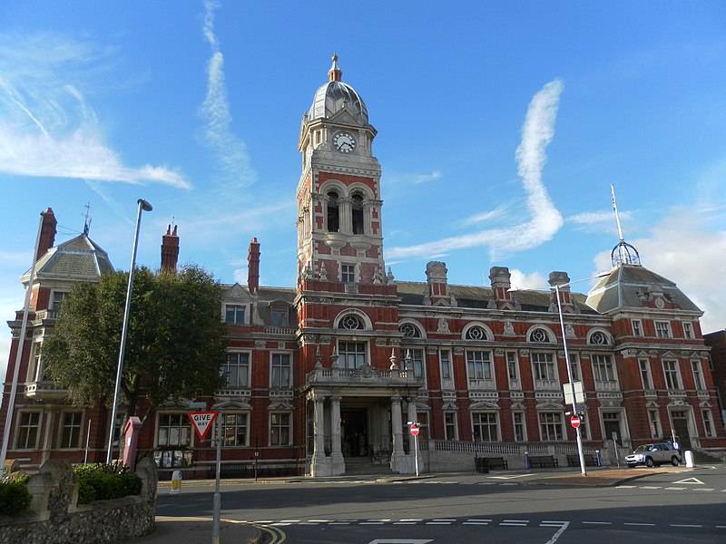 File:Eastbourne Town Hall, Grove Road, Eastbourne (NHLE Code 1043621) (October 2012).jpg