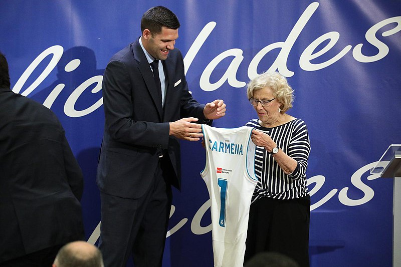 File:El Real Madrid ofrece su 34ª liga de baloncesto a los madrileños 03.jpg