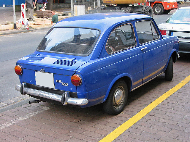 640px-Fiat_850_h_sst