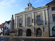 Former Crown Hotel, Marlow-geograph.org.uk-1669967.jpg