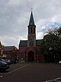 Sint-Amanduskerk - zicht vanuit het plein