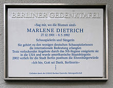 Gedenktafel Leberstr 65 (Schöb) Marlene Dietrich.JPG