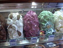 Gelato Gelato in Florence, Italy.jpg