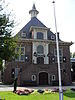 Vrijstaand gemeentehuis