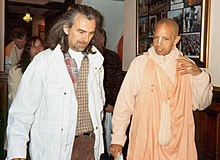 George Harrison with Mukunda Goswami in Bhaktivedanta Manor 1996.jpg