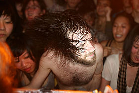 Girl Talk in Paris, 2007 Girl talk1.jpg