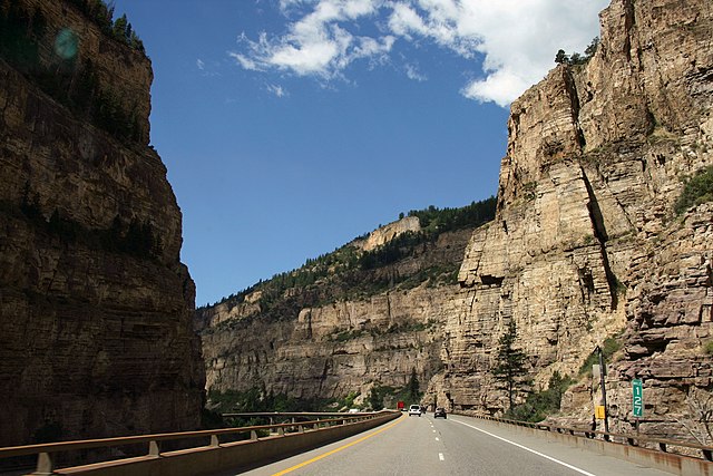 Westbound I-70 on a viaduct inside Glenwood Canyon, paralleling the Colorado River and former Denver and Rio Grande Western Railroad (now Union Pacifi
