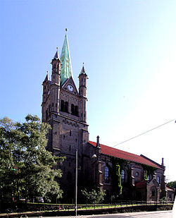 Groenland kirke Oslo.jpg
