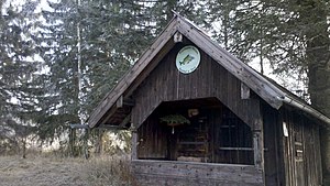 Höllsee Hut.jpg