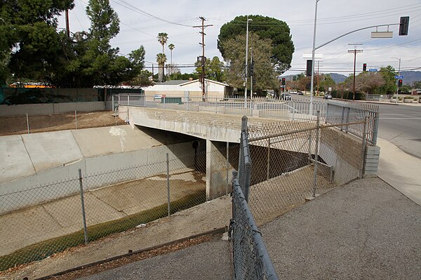 The intersection in Bull Creek spillway, North Hills (pictured in 2018), from which the T-1000 crashes into the flood-control channel below