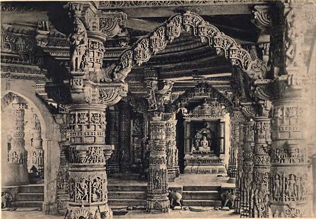 Nitin Chandrakant Desai was inspired from the Dilwara Temples (pictured) to build Chandramukhi's brothel.