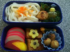 Hjemmelavet bento.jpg