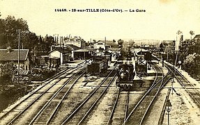 Autre carte postale de la gare vers 1910.