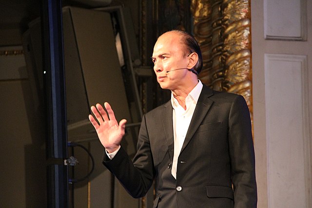 File:Jimmy Choo.jpg - 维基百科，自由的百科全书