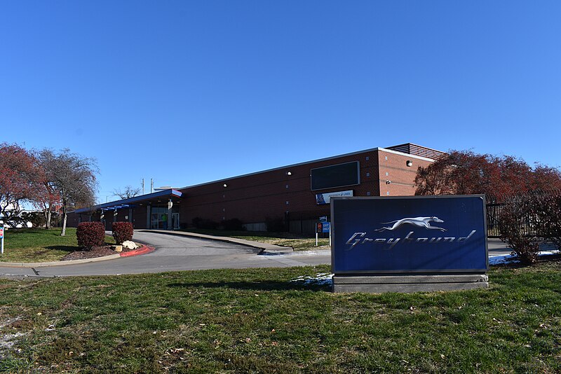 File:Kansas City Greyhound Station.jpg