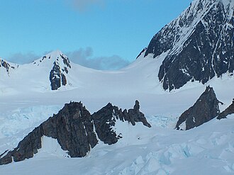 View from Ravda Peak to the Karnobat Pass