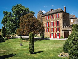 Le Chateau du Bosc vu du parc copyright jean bosc chateaudubosc.com 2016.jpg