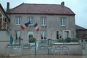 Mairie Savigny-sur-Ardres 4135.jpg