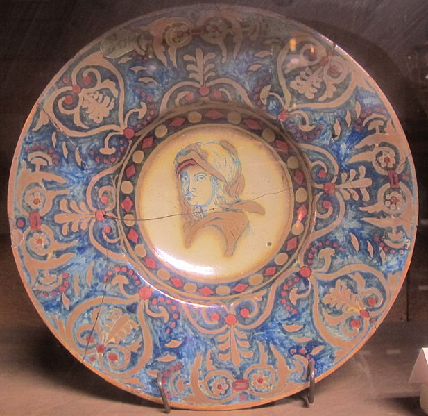File:Manifattura italiana, piatto in stile rinascimentale, XIX sec.JPG