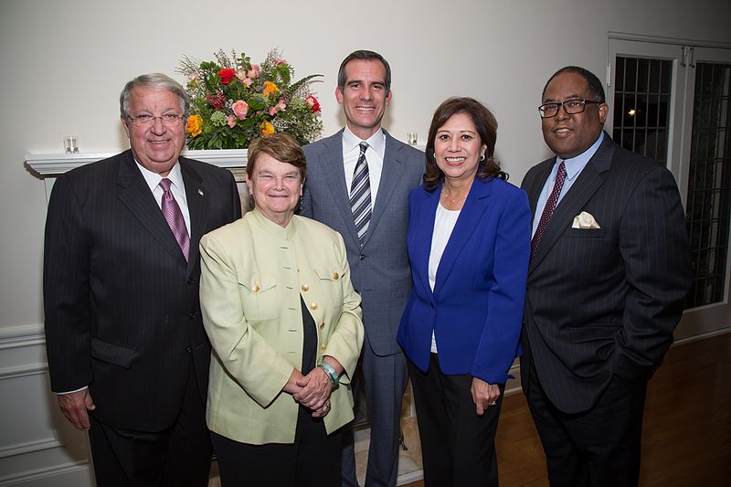 File:Mayor Garcetti meets with County Supervisors (15953984543).jpg