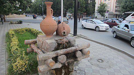 ไฟล์:Mingachevir spring.JPG