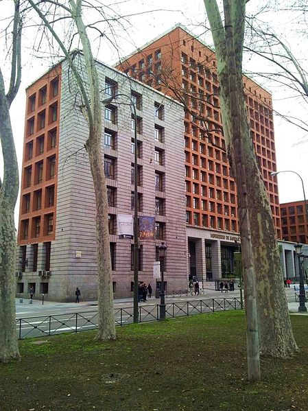 File:Ministerio de Sanidad de España (Madrid) 05.jpg